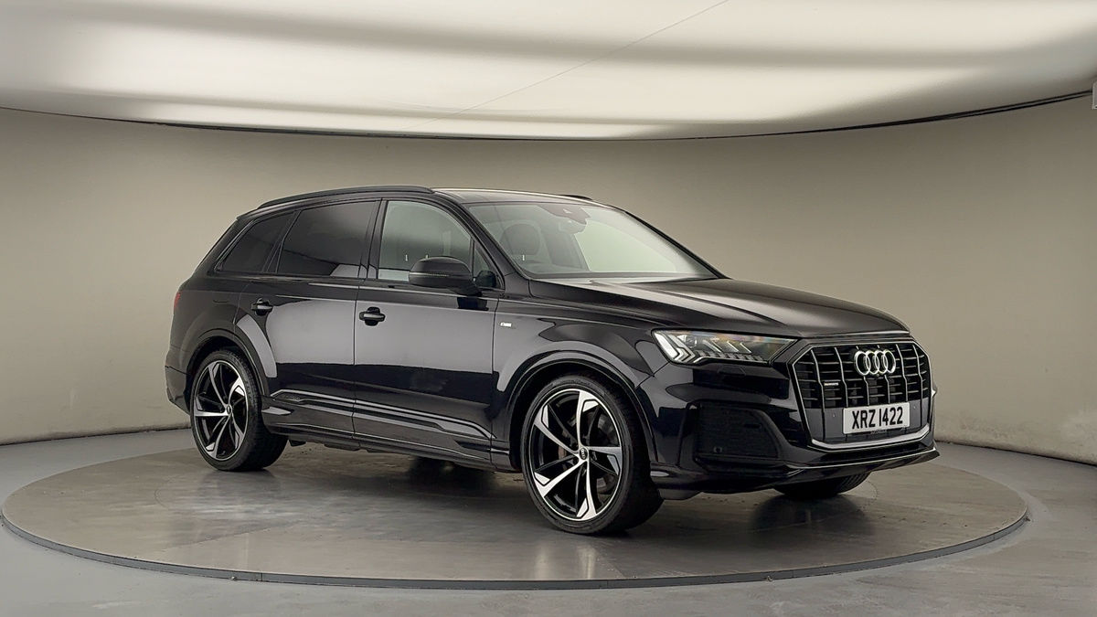 More views of Audi Q7