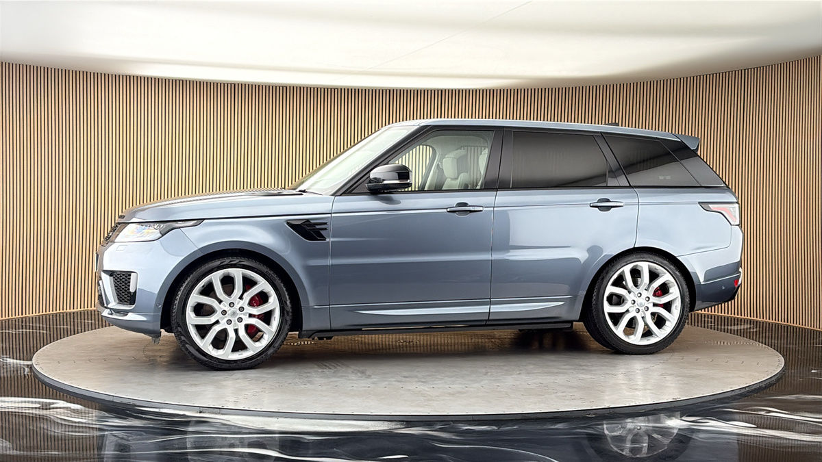 More views of Land Rover Range Rover Sport