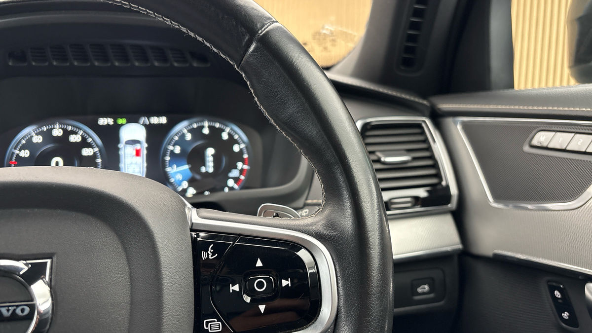 Volvo XC90 Image 14