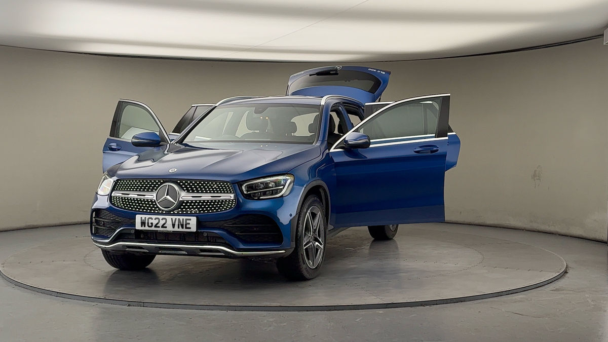 More views of Mercedes-Benz GLC