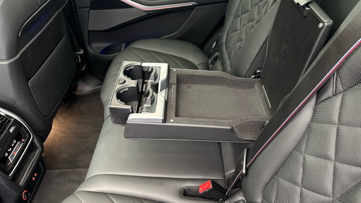 BMW X7 Image 9