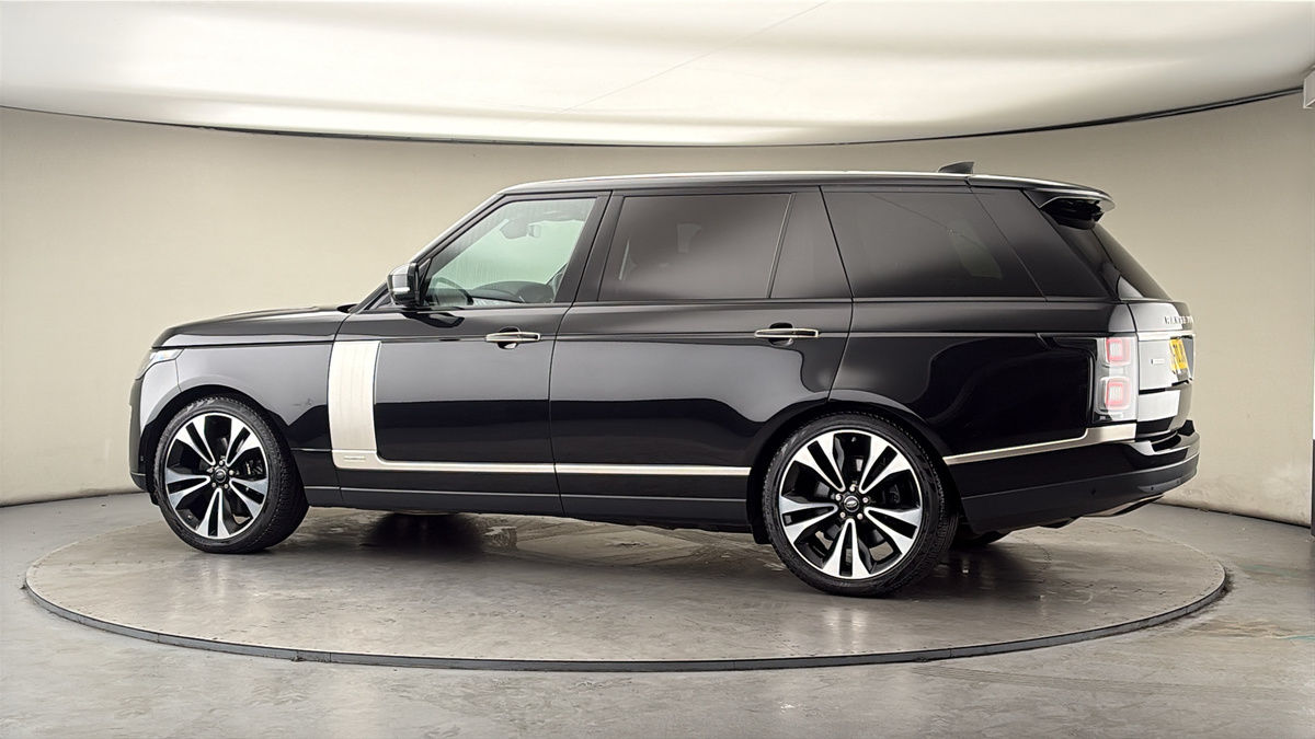 More views of Land Rover Range Rover