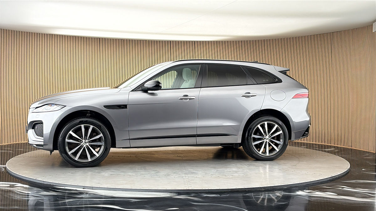 More views of Jaguar F-PACE