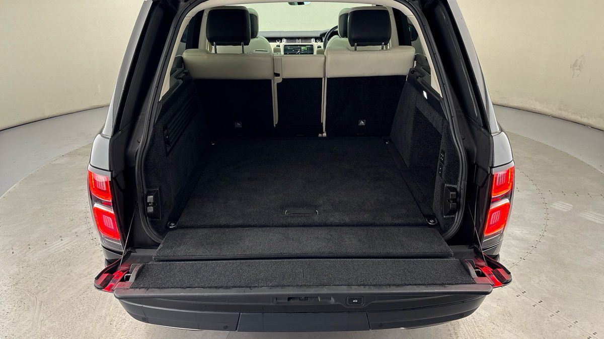 Land Rover Range Rover Image 11