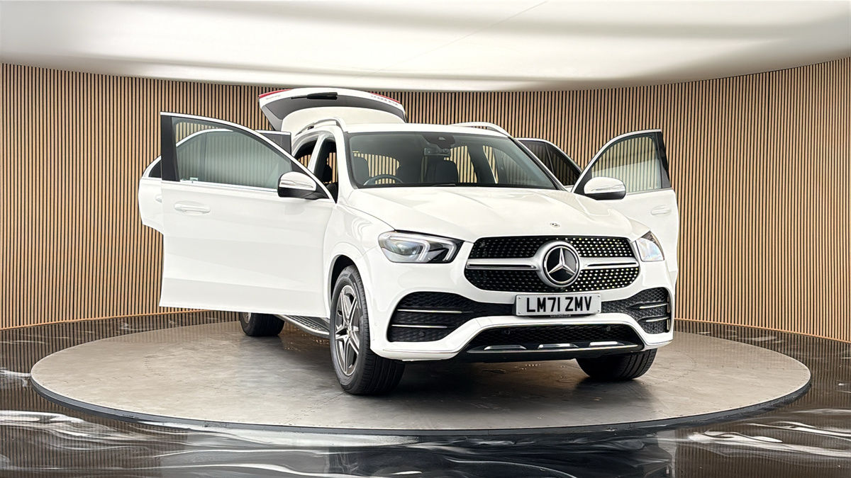 More views of Mercedes-Benz GLE