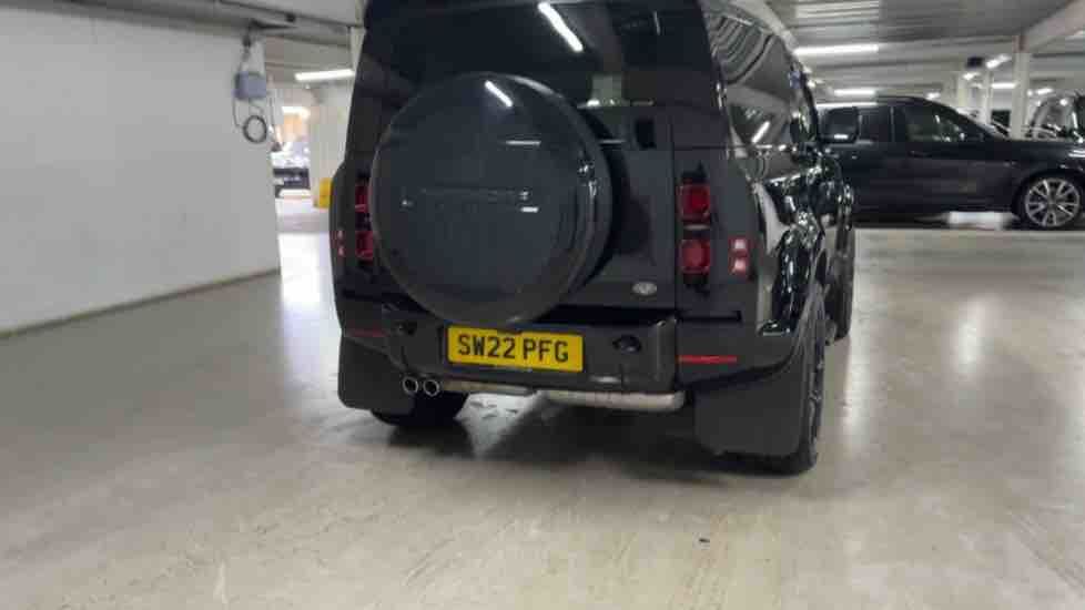 More views of Land Rover Defender 90