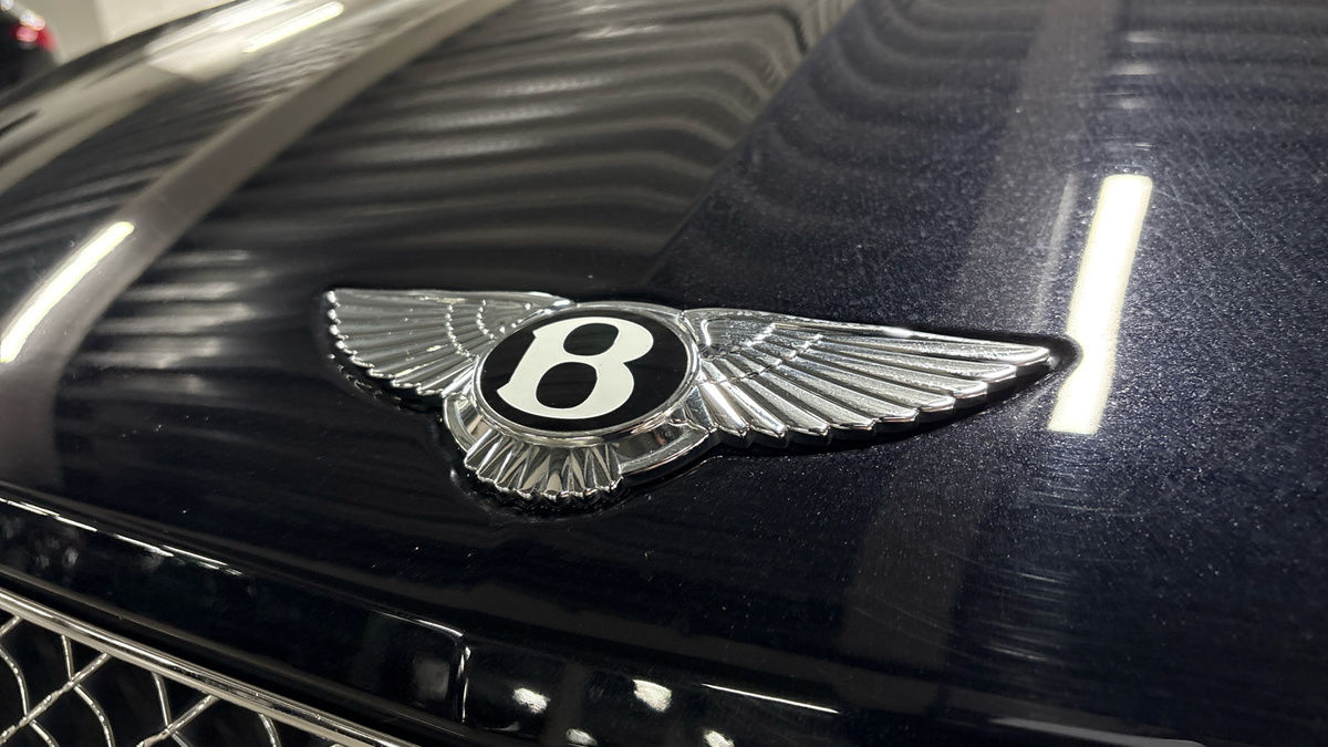 Bentley Bentayga Image 21