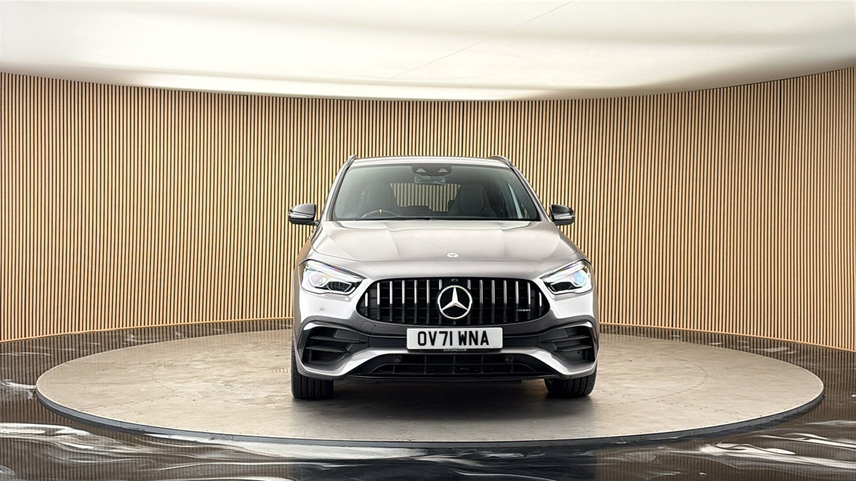More views of Mercedes-Benz GLA