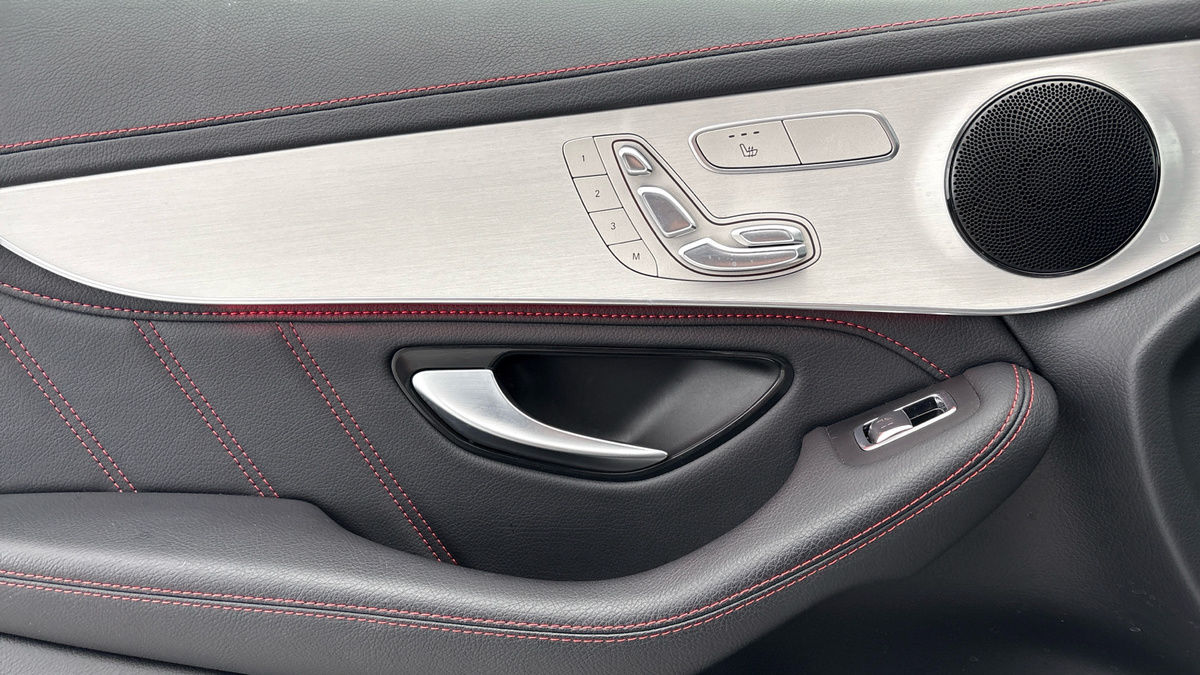 Mercedes-Benz GLC Image 19