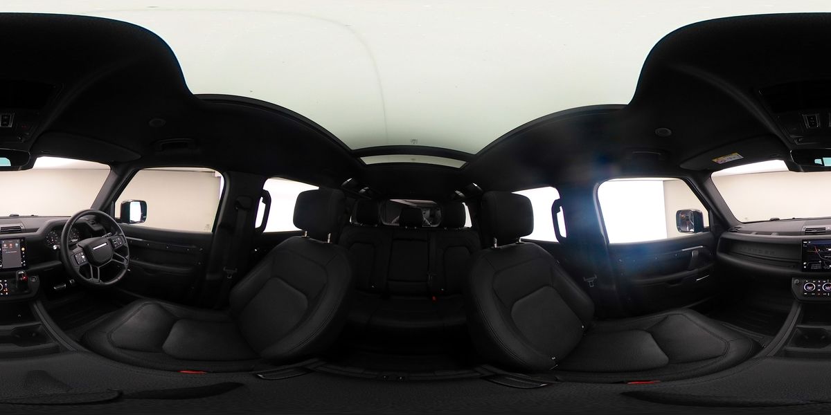 More views of Land Rover Defender 110