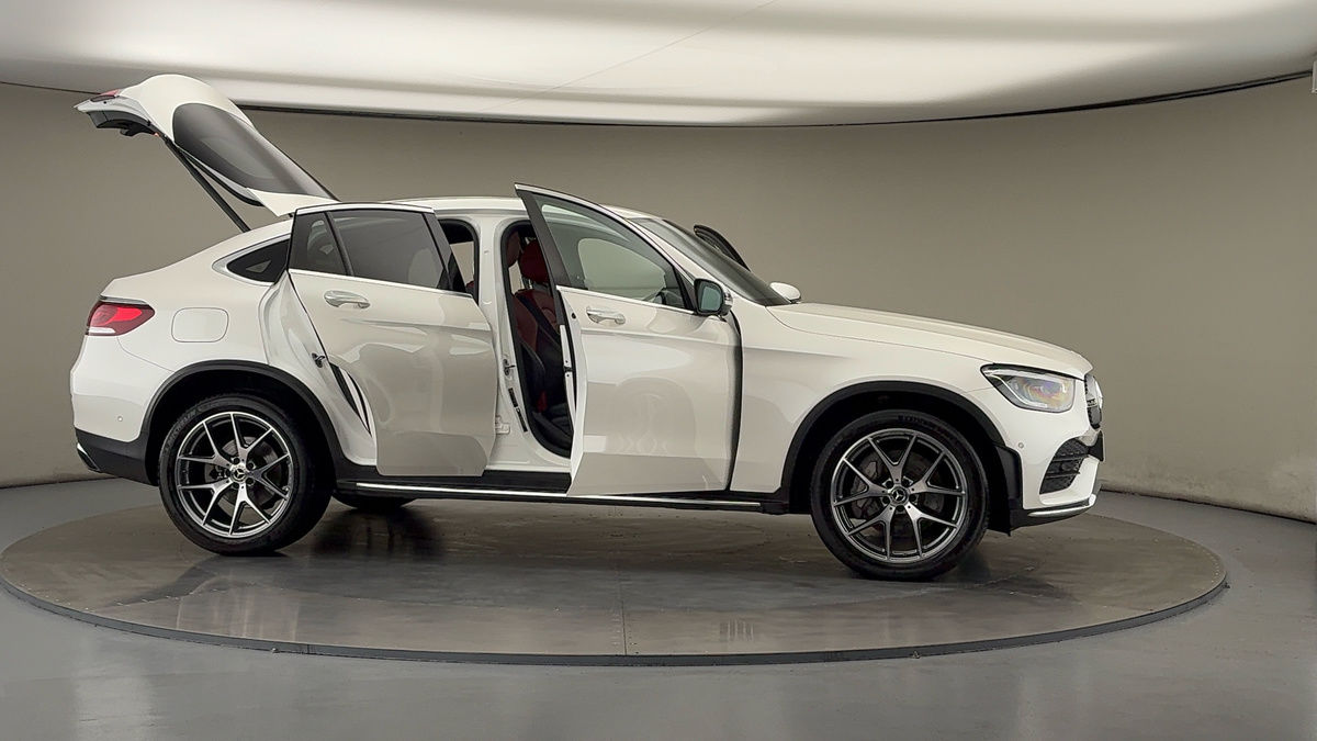 More views of Mercedes-Benz GLC