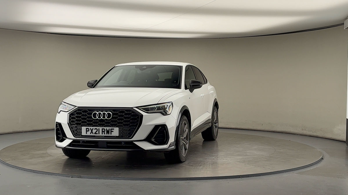 More views of Audi Q3