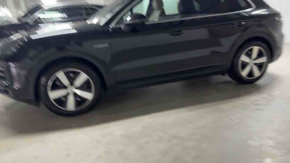 More views of Porsche Cayenne