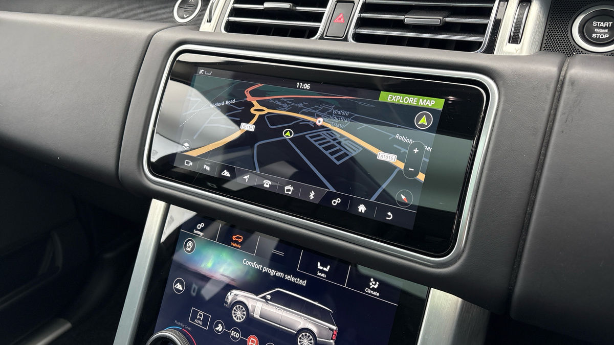 Land Rover Range Rover Image 17