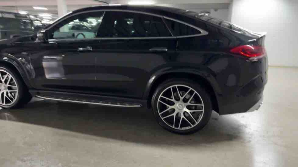 More views of Mercedes-Benz GLE