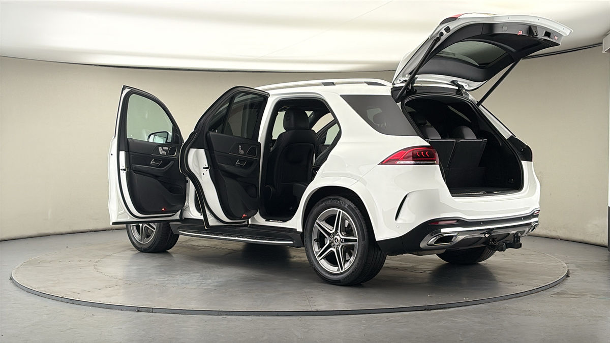 More views of Mercedes-Benz GLE