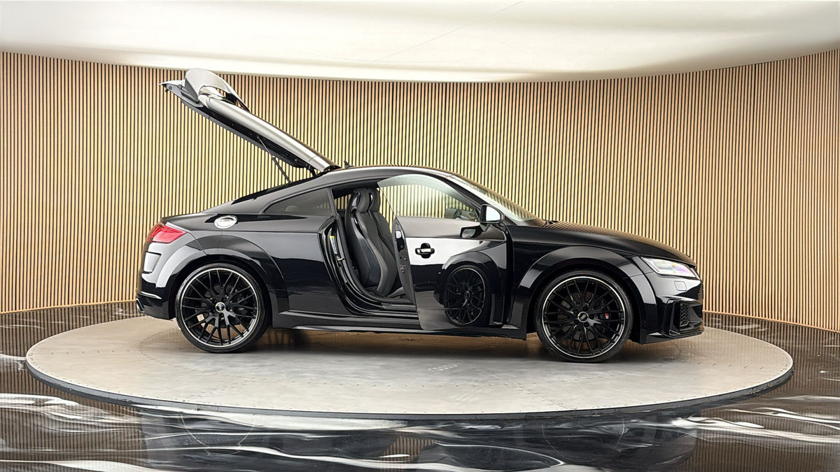 More views of Audi TTS