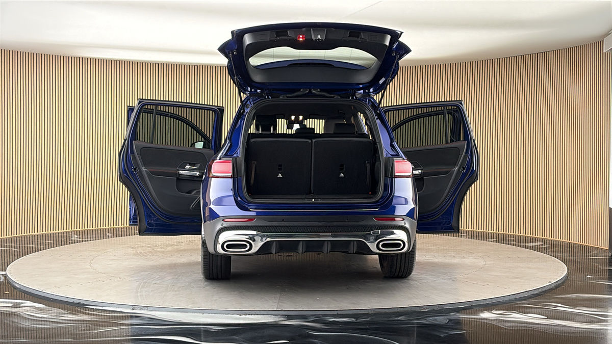More views of Mercedes-Benz GLB