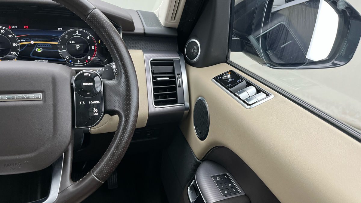 Land Rover Range Rover Sport Image 14