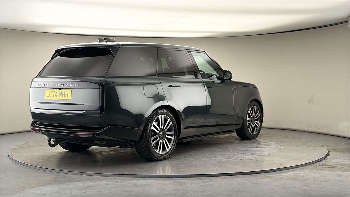 More views of Land Rover Range Rover