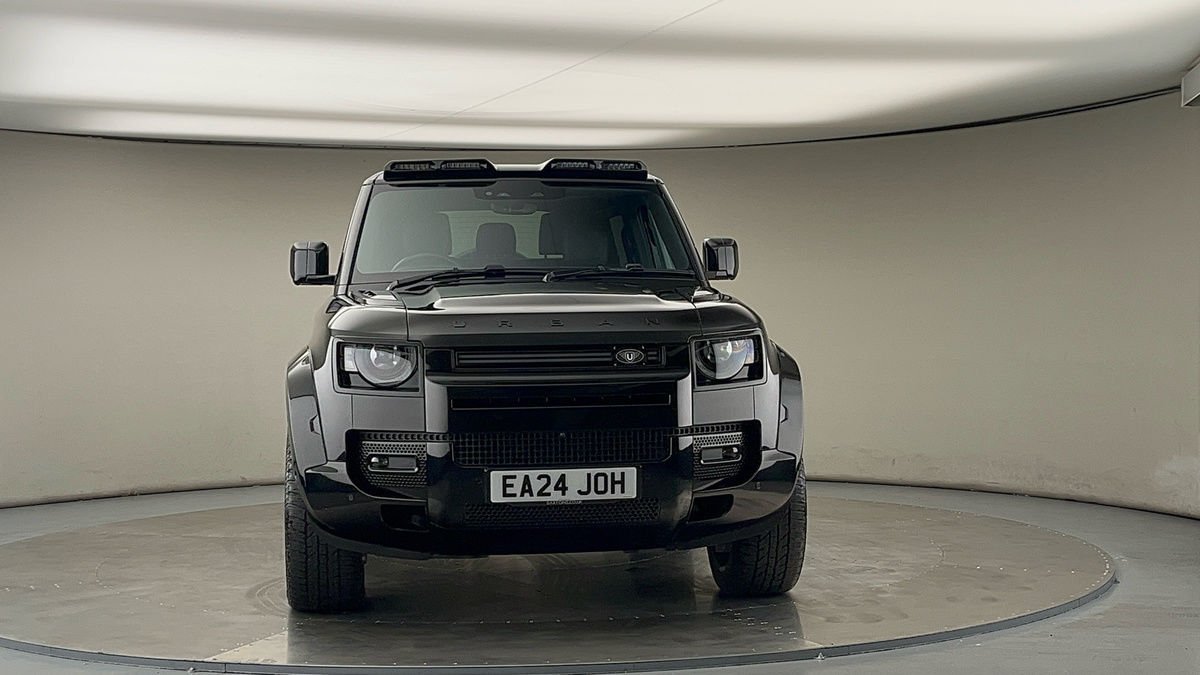 More views of Land Rover Defender 90