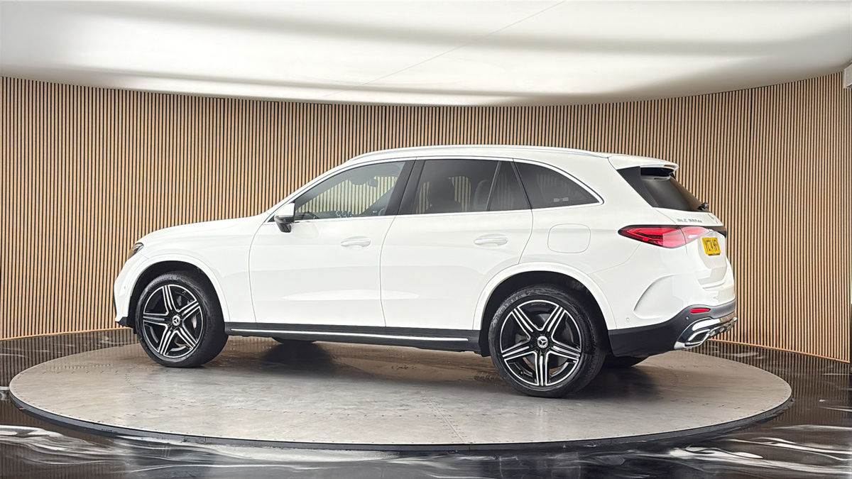 More views of Mercedes-Benz GLC