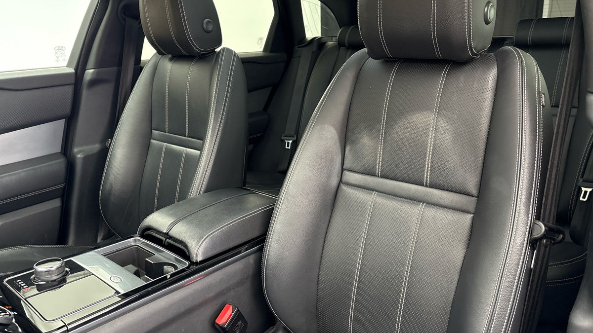 Land Rover Range Rover Velar Image 7