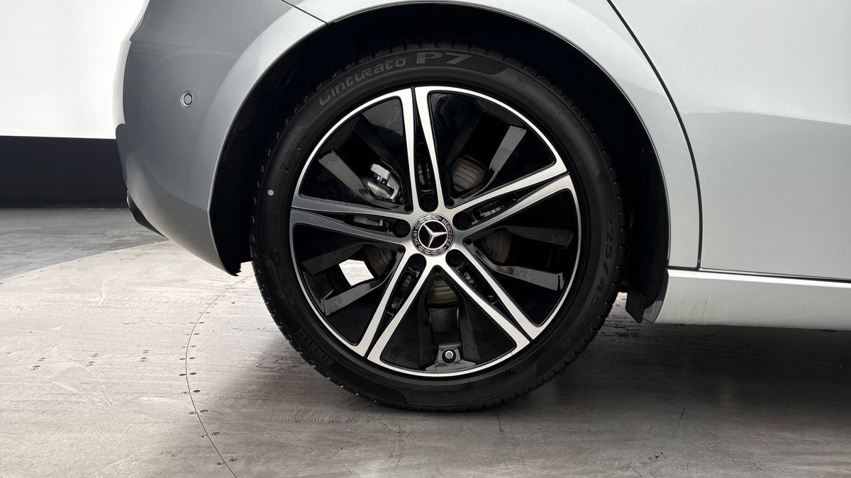 Mercedes-Benz A Class Image 10