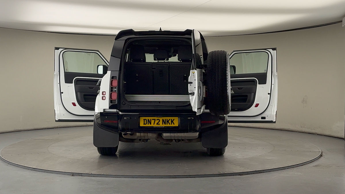 More views of Land Rover Defender 90