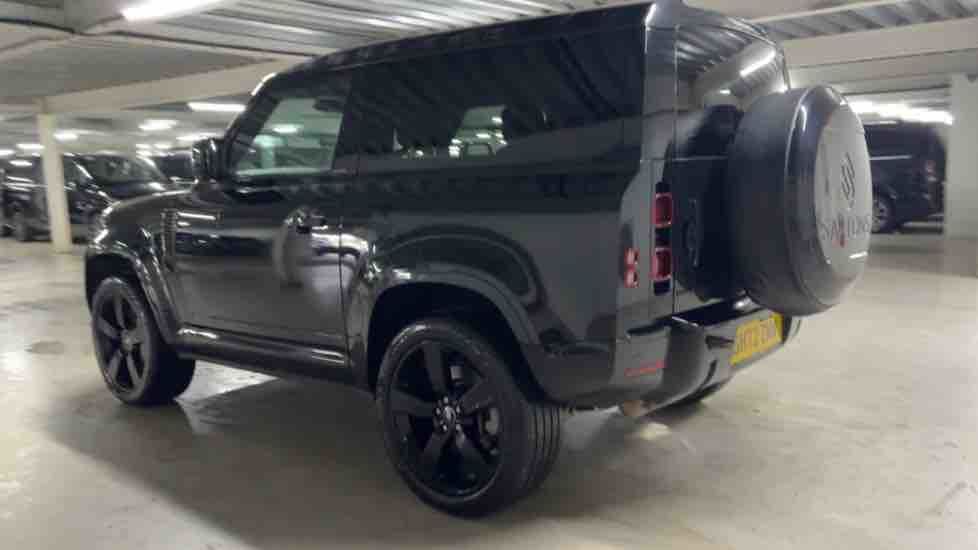 More views of Land Rover Defender 90