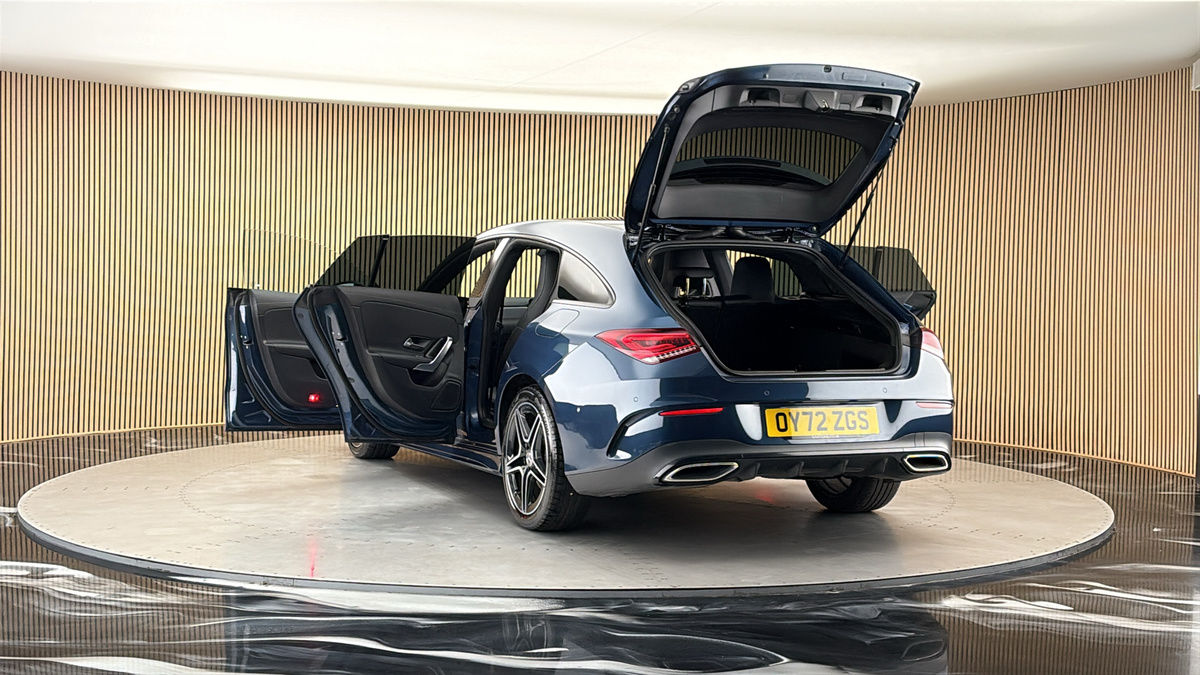 More views of Mercedes-Benz CLA