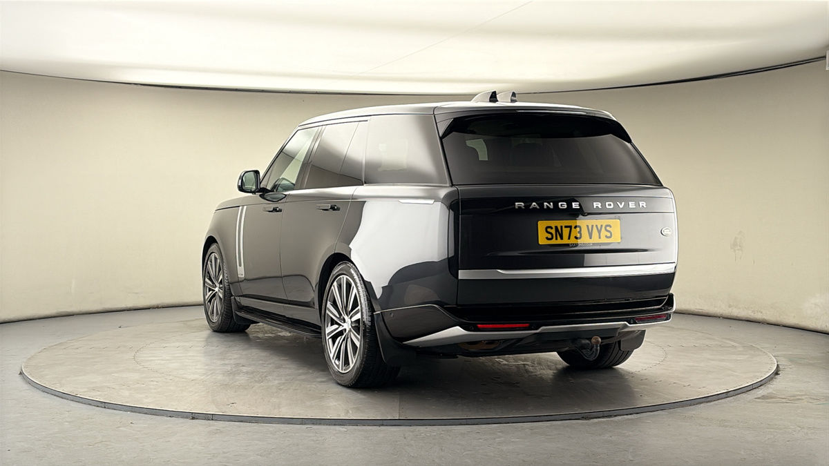 More views of Land Rover Range Rover