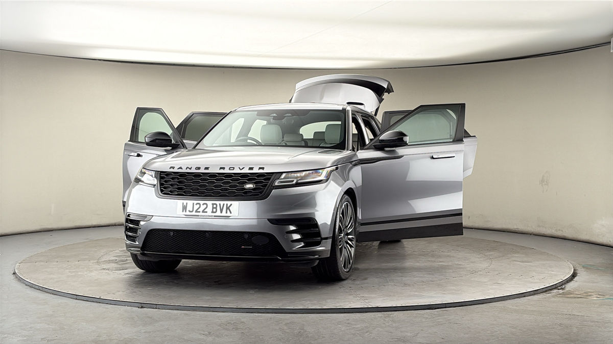 More views of Land Rover Range Rover Velar