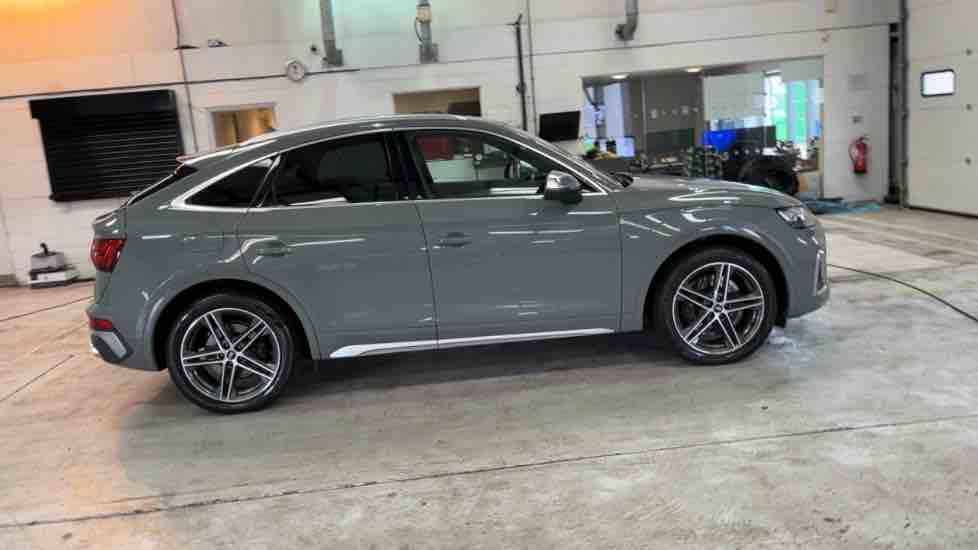 More views of Audi SQ5