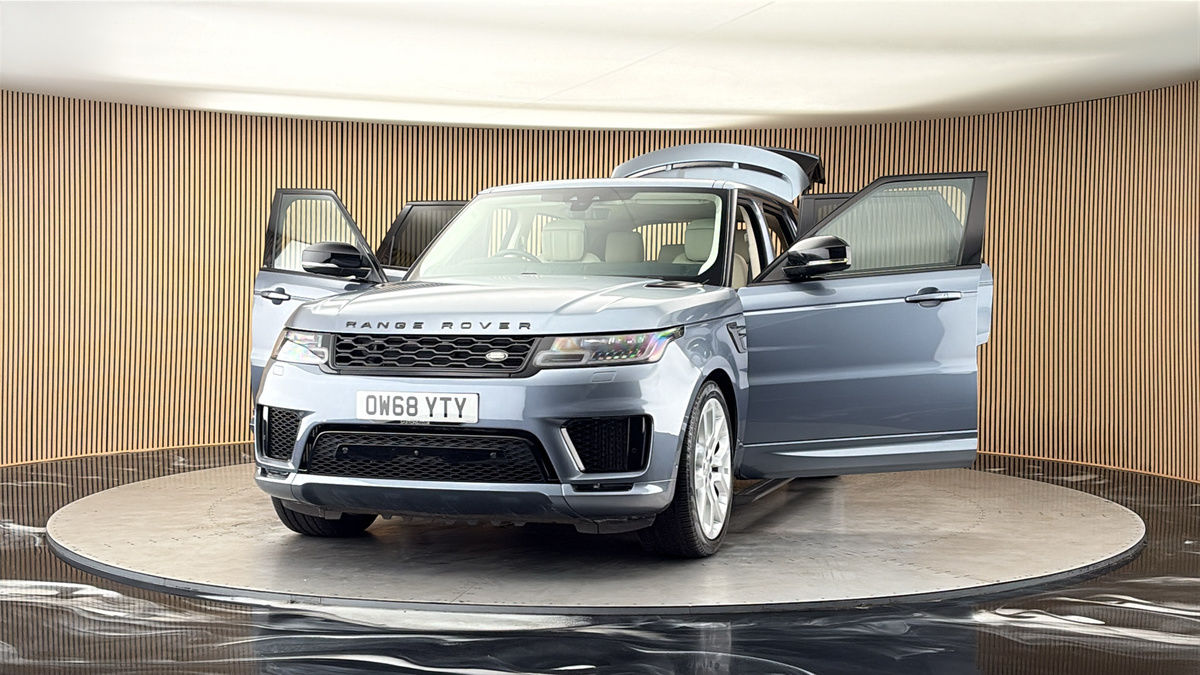 More views of Land Rover Range Rover Sport