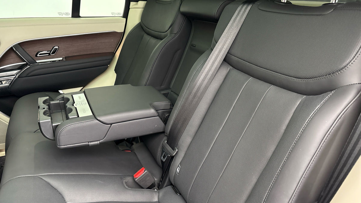 Land Rover Range Rover Image 9