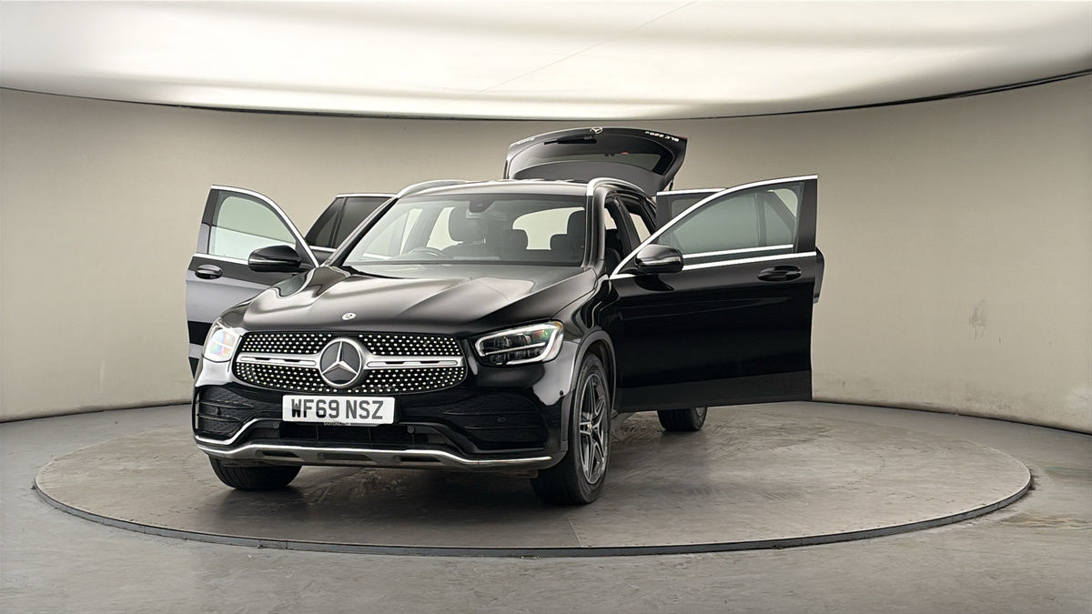 More views of Mercedes-Benz GLC