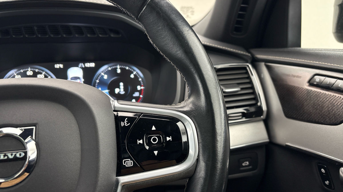 Volvo XC90 Image 28
