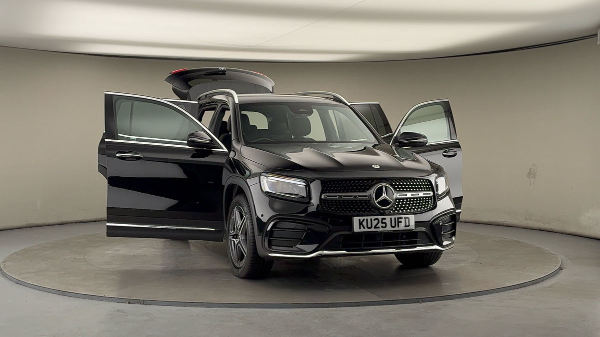 More views of Mercedes-Benz GLB