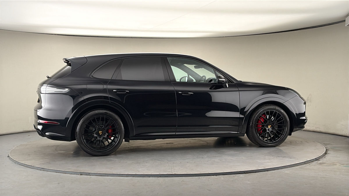 More views of Porsche Cayenne