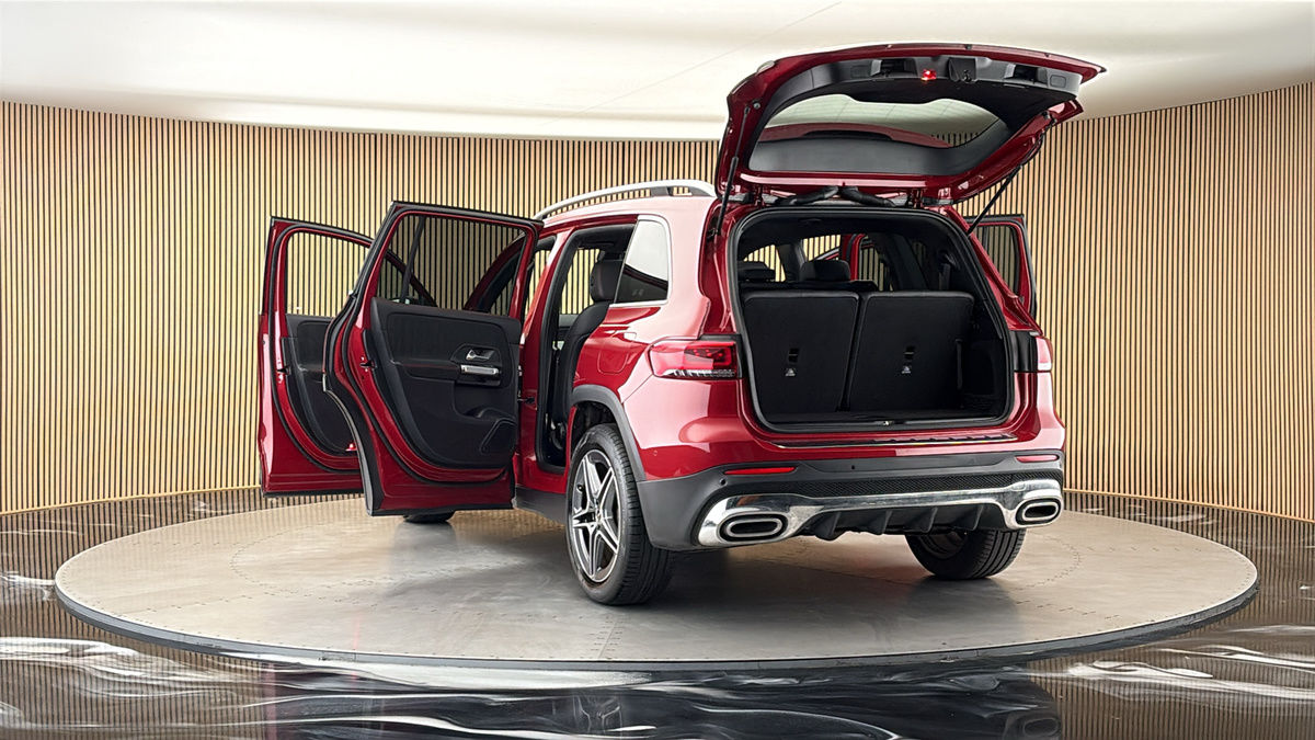 More views of Mercedes-Benz GLB