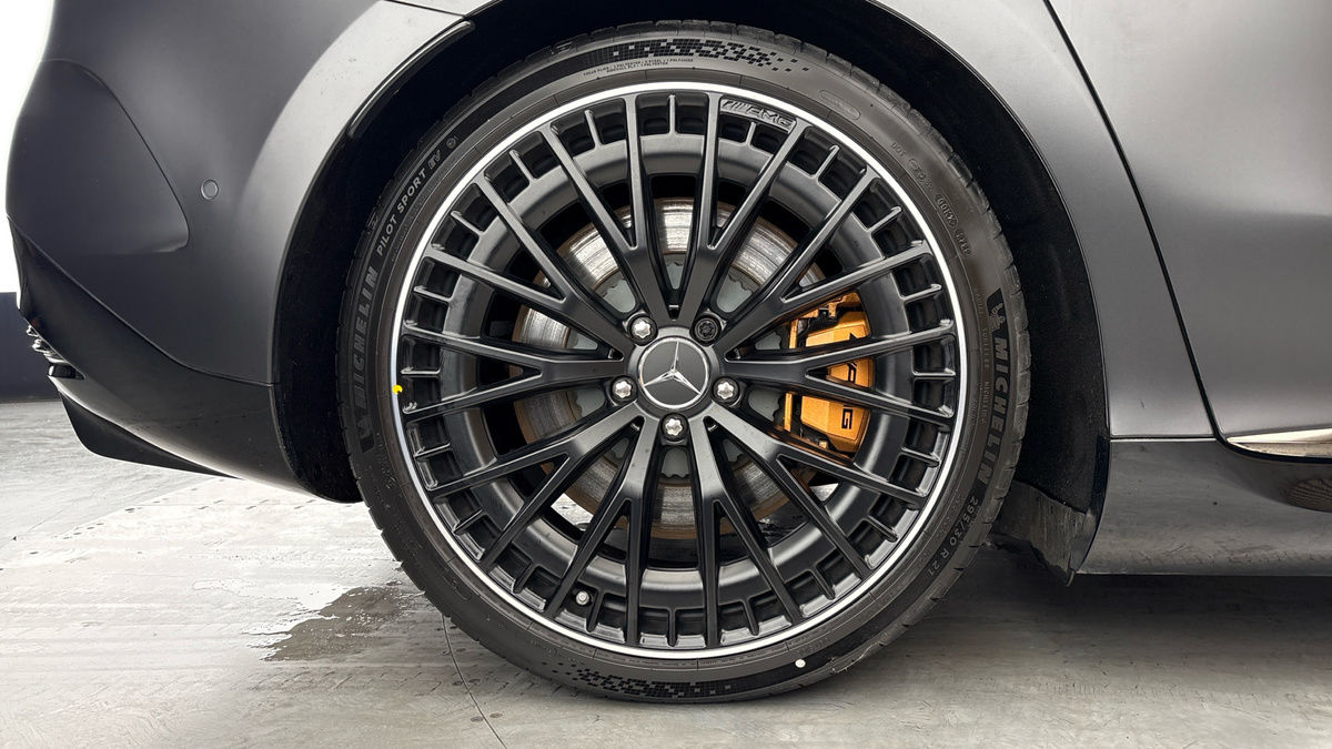 Mercedes-Benz EQE Image 10