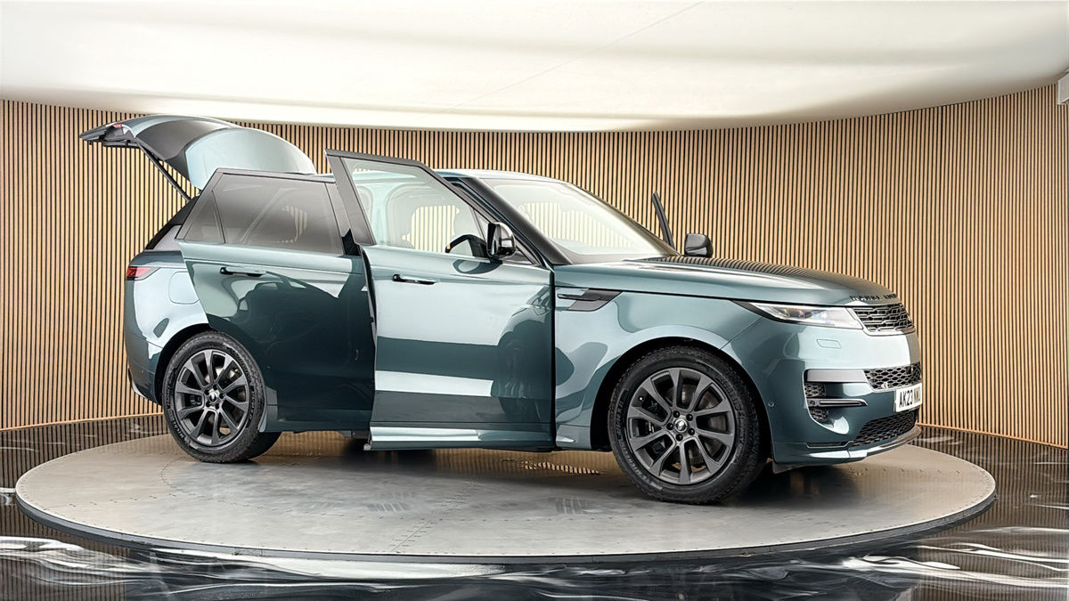 More views of Land Rover Range Rover Sport