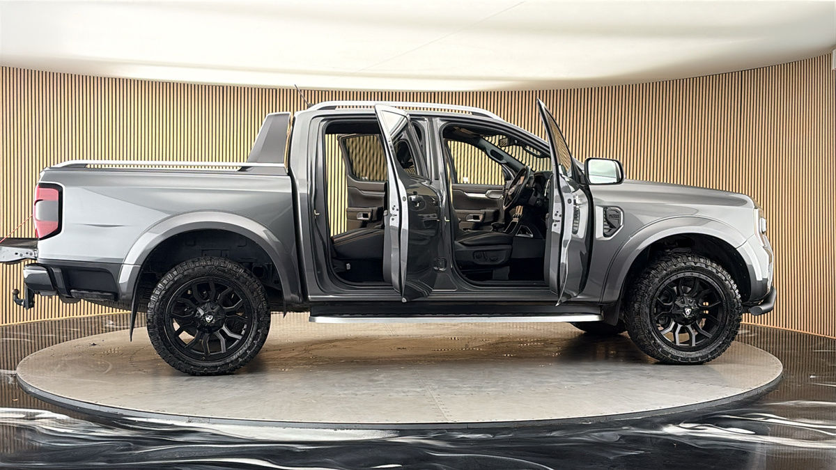 More views of Ford Ranger