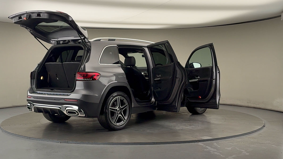 More views of Mercedes-Benz GLB