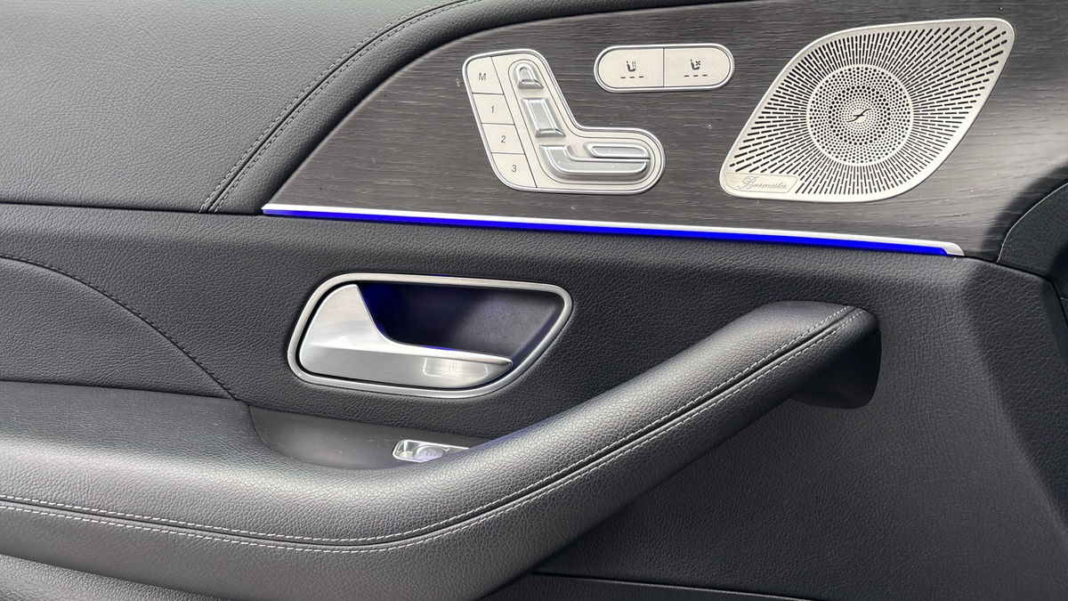 Mercedes-Benz GLE Image 19