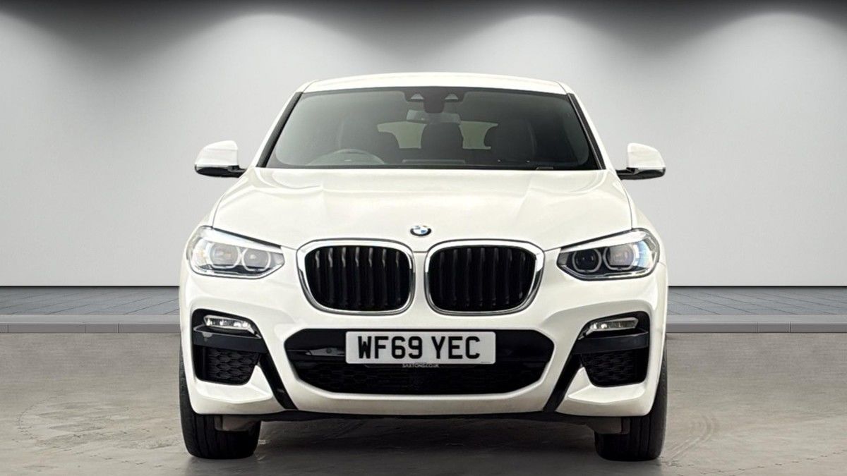 BMW X4 Image 3