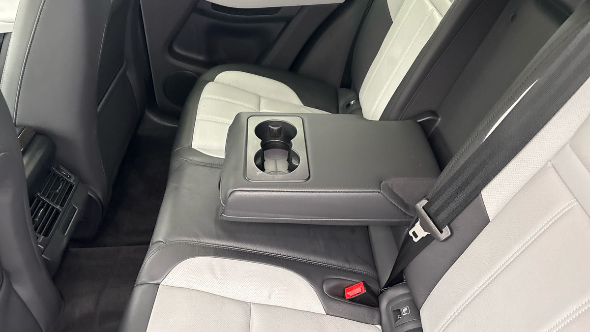 Land Rover Range Rover Evoque Image 9