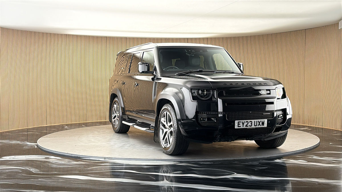 More views of Land Rover Defender 130