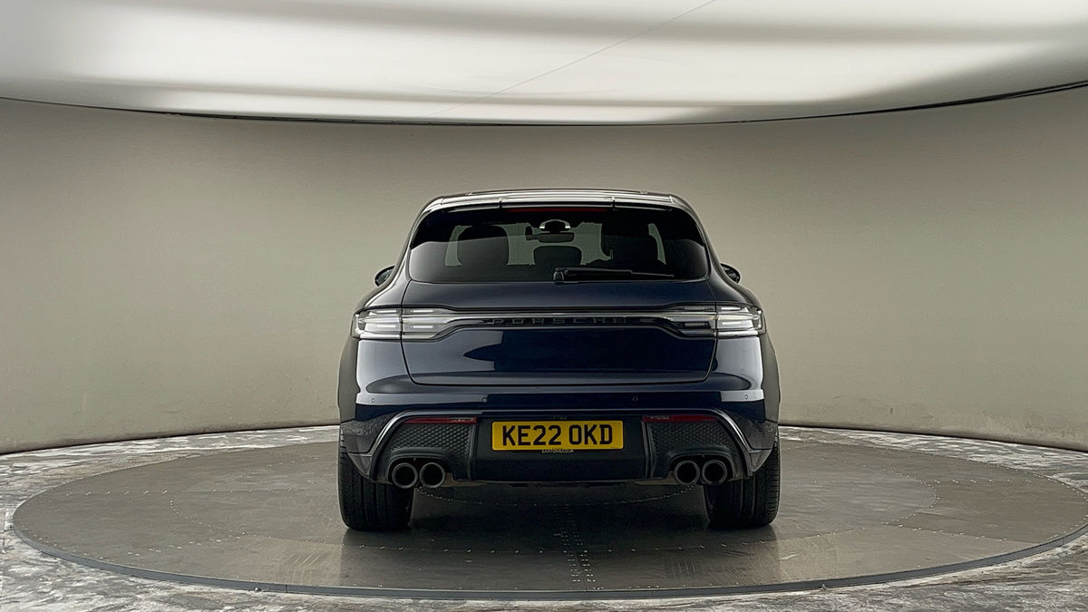 Porsche Macan Image 4